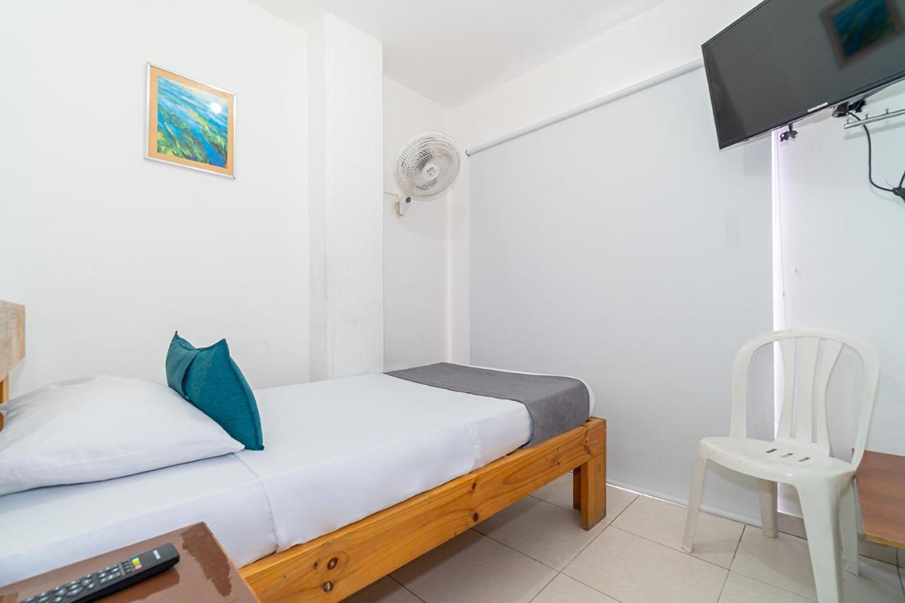 קאלי Hotel Hospedaje Caney "Descanso & Tradicion" Ayenda 1422 מראה חיצוני תמונה